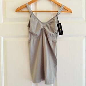 NWT Kindred Bravely Simply Sublime Maternity & Nursing Tank Size Small‎ Grey